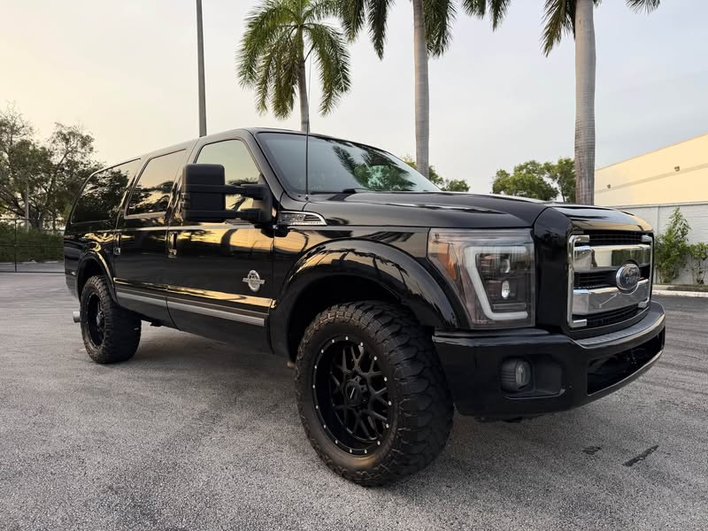 2002 Ford Excursion - Limited Sport Utility 4D