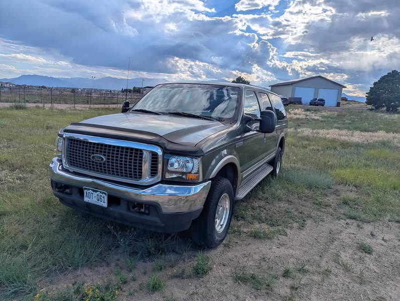 2000 Ford Excursion - Limited Sport Utility 4D