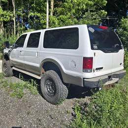 2005 Ford Excursion - Eddie Bauer Sport Utility 4D