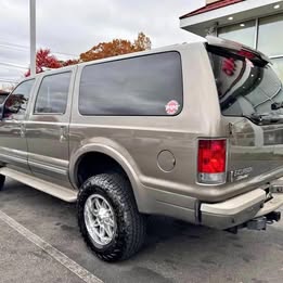 2003 Ford Excursion - Limited Sport Utility 4D