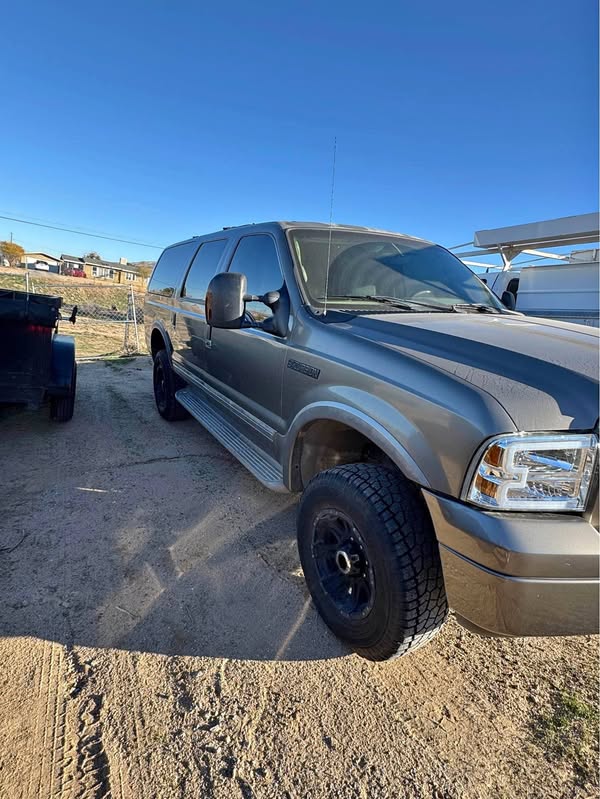 2005 Ford Excursion - Limited Sport Utility 4D
