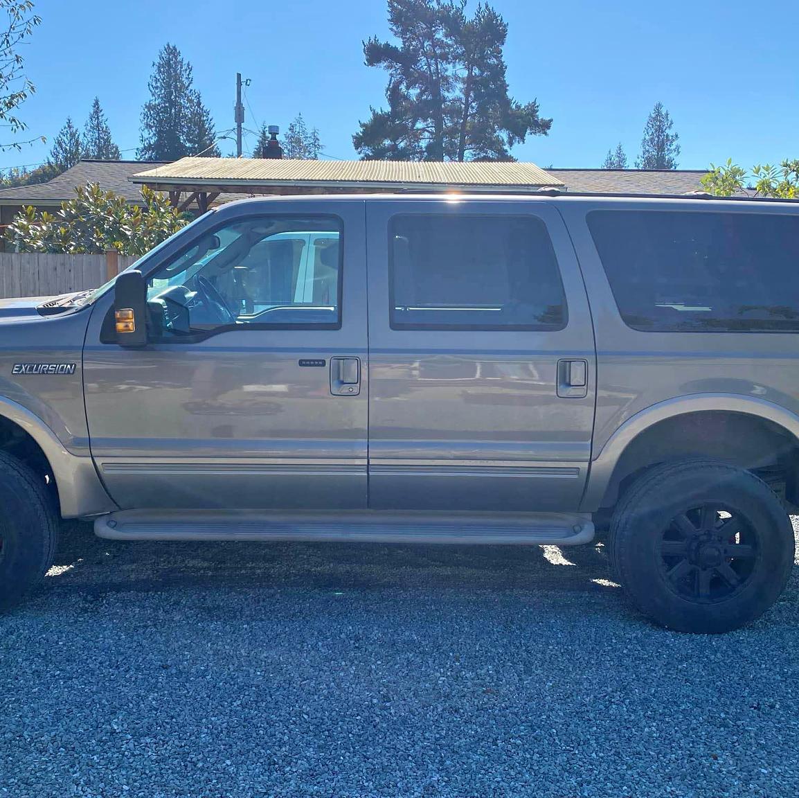 2005 Ford Excursion - Eddie Bauer Sport Utility 4D