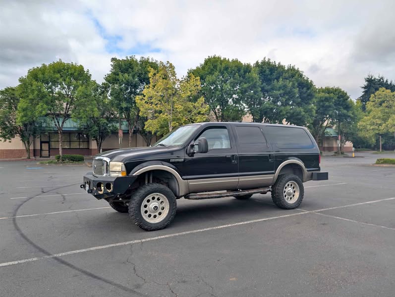2000 Ford Excursion - Limited Sport Utility 4D