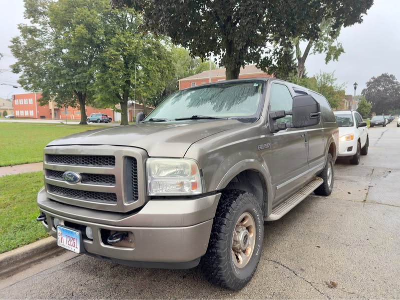 2005 Ford Excursion - Limited Sport Utility 4D