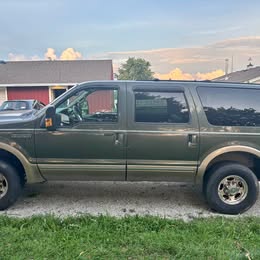 2002 Ford Excursion