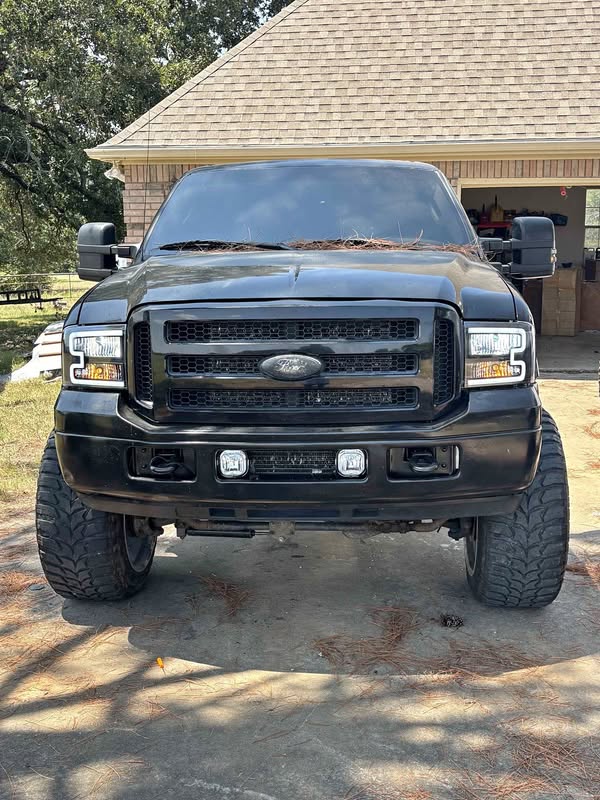 2005 Ford Excursion - Limited Sport Utility 4D