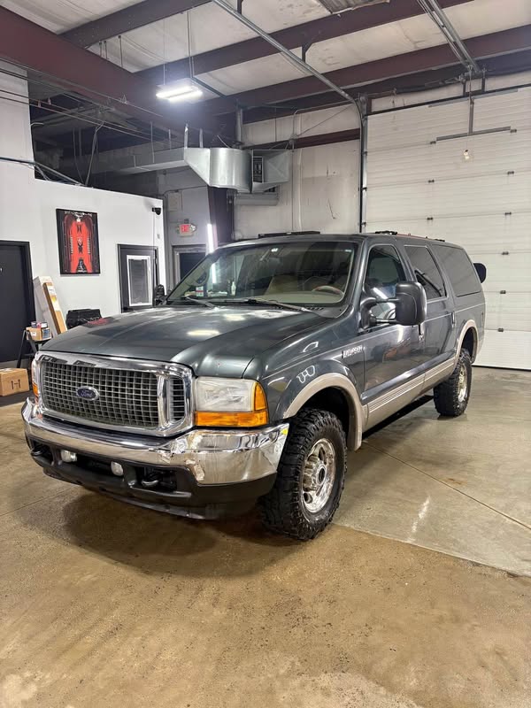 2001 Ford Excursion - Limited Sport Utility 4D