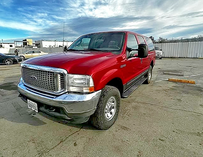 2003 Ford Excursion XLT