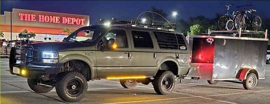 2000 Ford Excursion - Limited Sport Utility 4D