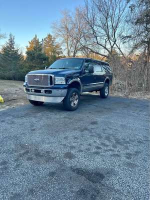 2004 Ford Excursion - Eddie Bauer