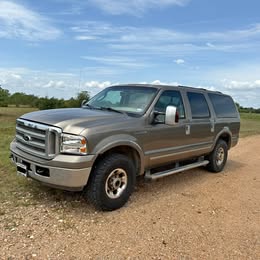 2005 Ford Excursion Limited Sport Utility 4D
