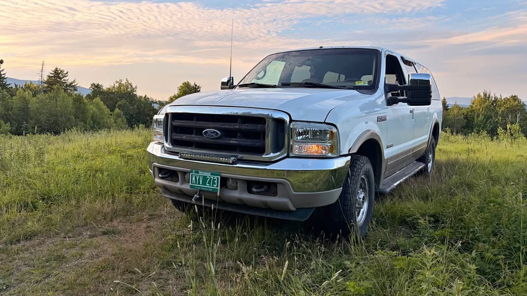 2001 Ford Excursion - XLT Sport Utility 4D