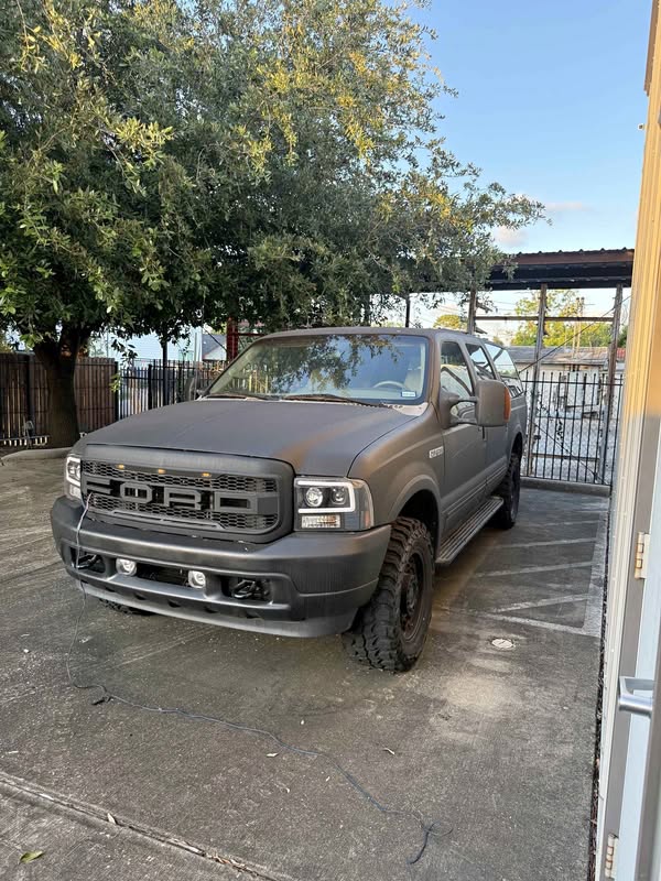 2002 Ford Excursion - XLT Sport Utility 4D