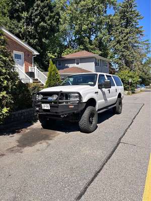 2005 Ford Excursion - XLT Sport Utility 4D