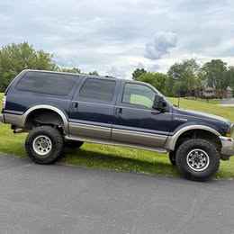 2000 Ford Excursion - Limited Sport Utility 4D