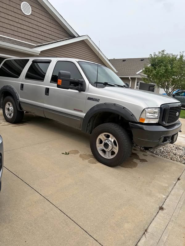 2003 Ford Excursion - Other