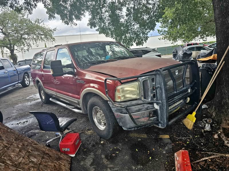 2000 Ford Excursion - Limited Sport Utility 4D