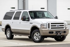 2005 Ford Excursion 137" WB 6.0L Eddie Bauer 4WD