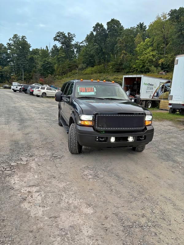 2005 Ford Excursion - Limited Sport Utility 4D