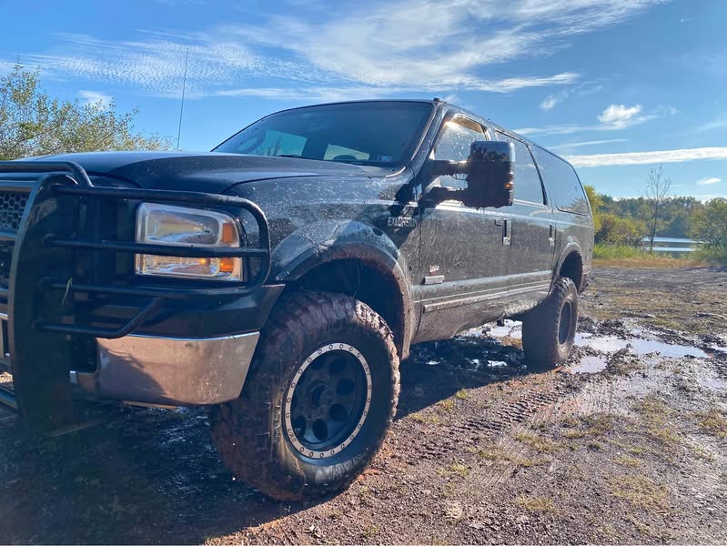2005 Ford Excursion - Limited Sport Utility 4D