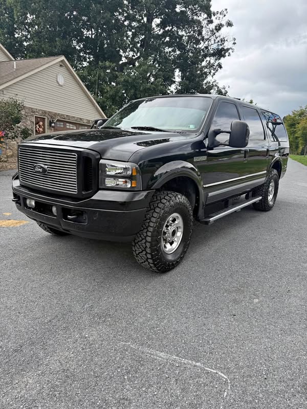 2005 Ford Excursion - Lariat