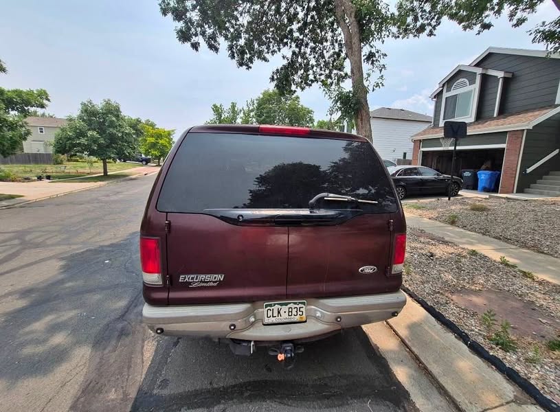 2000 Ford Excursion - Limited Sport Utility 4D