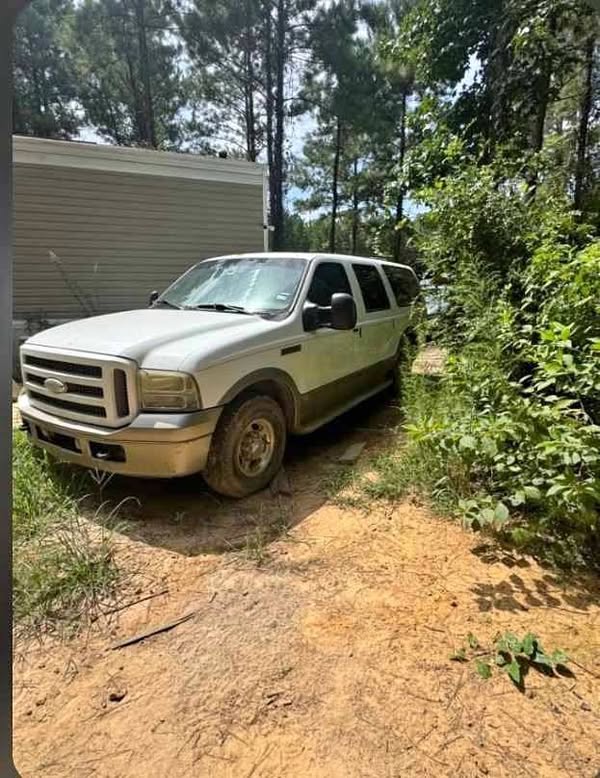 2005 Ford Excursion - Eddie Bauer Sport Utility 4D