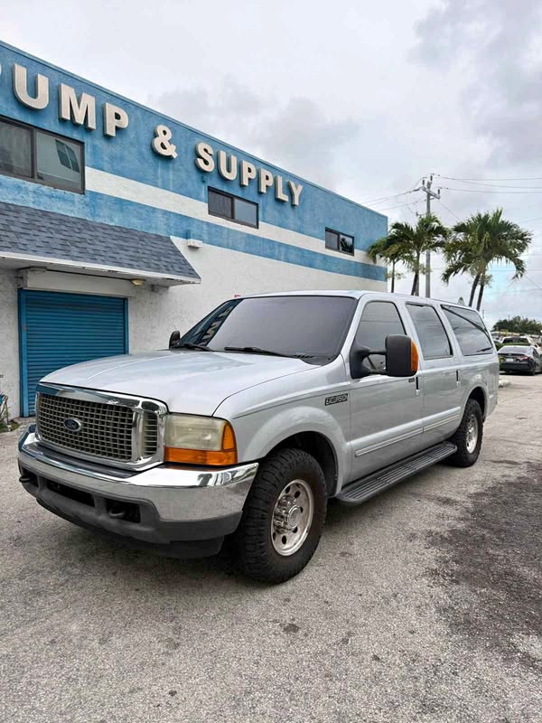 2000 Ford Excursion
