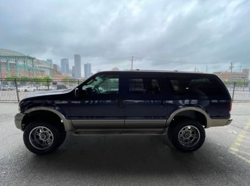 2005 Ford Excursion - Eddie Bauer Sport Utility 4D