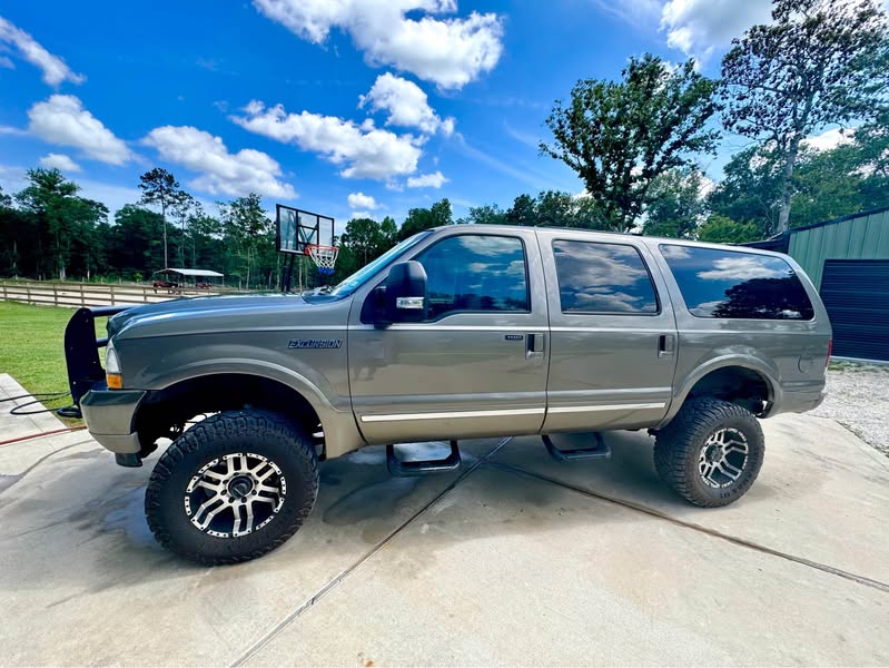 2003 Ford Excursion - Limited Sport Utility 4D
