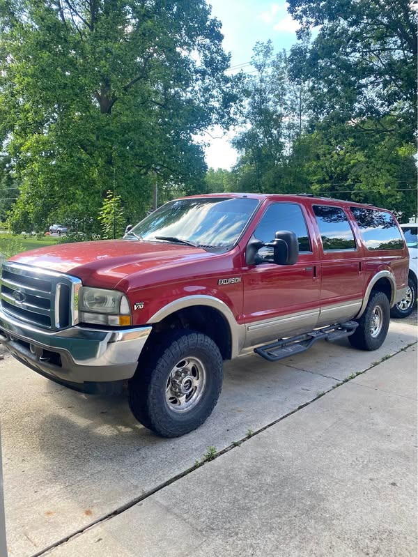 2002 Ford Excursion - Limited Sport Utility 4D