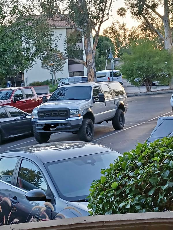 2004 Ford Excursion - Sport Utility 4D