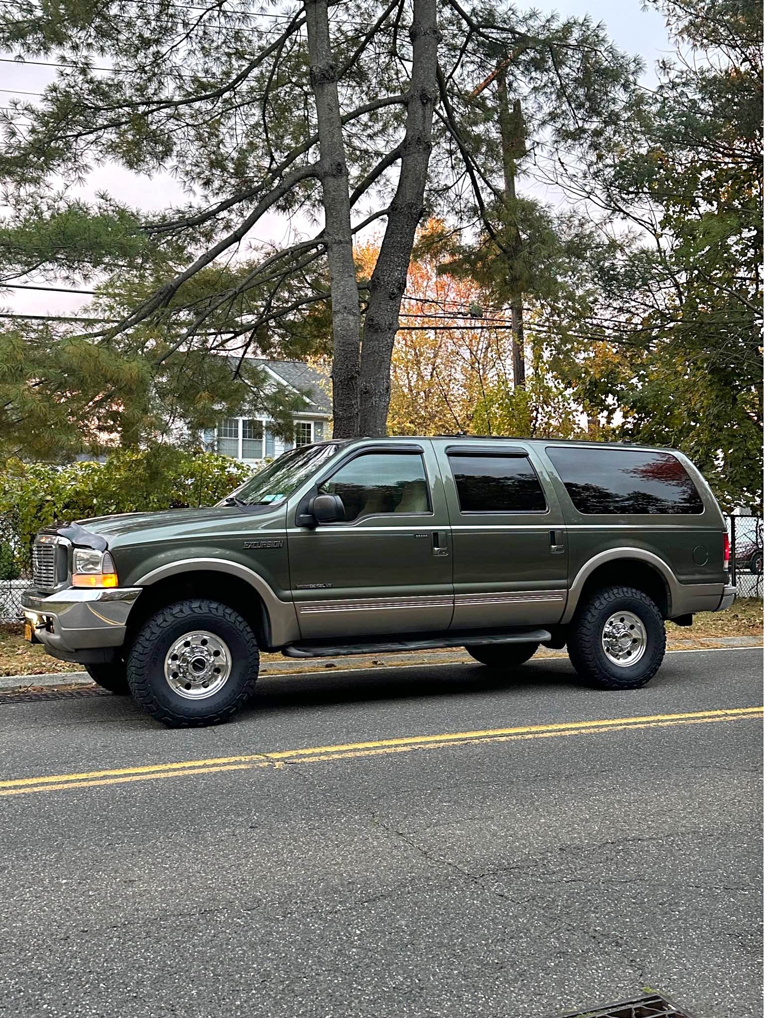 2000 Ford Excursion Limited Sport Utility 4D