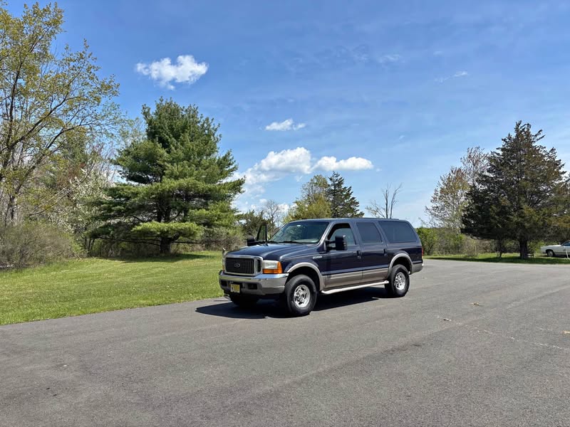 2001 Ford Excursion - Limited Sport Utility 4D