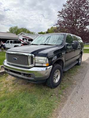 2002 Ford Excursion - XLT Sport Utility 4D