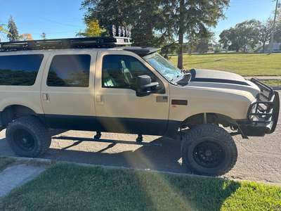 2004 Ford Excursion - Limited Sport Utility 4D