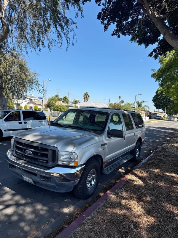 2002 Ford Excursion - Limited Sport Utility 4D