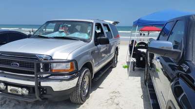 2000 Ford Excursion XLT