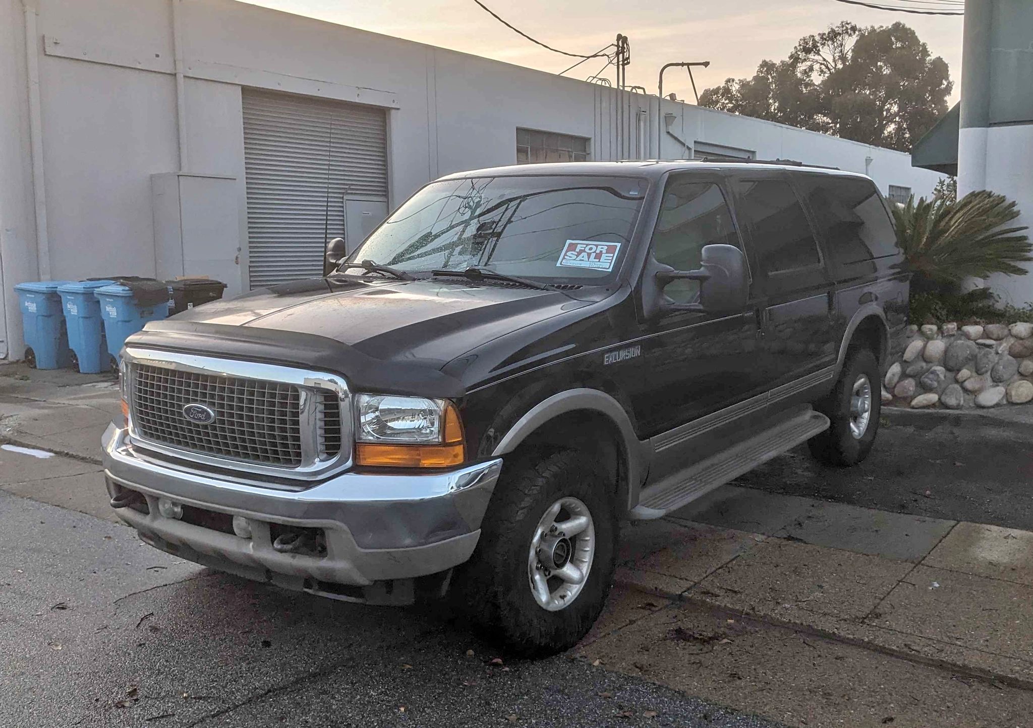 2001 Ford Excursion - Limited Sport Utility 4D