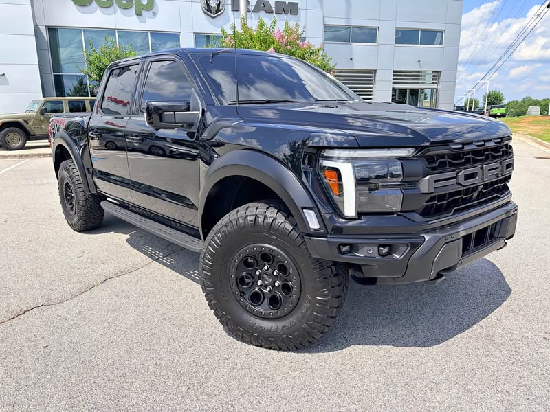 2025 Ford F-150 Raptor Pickup 4D 5 1\/2 ft