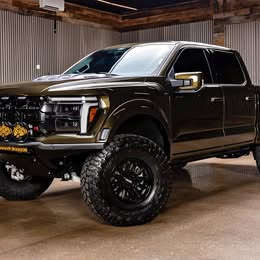 2025 Ford F-150 Raptor R
