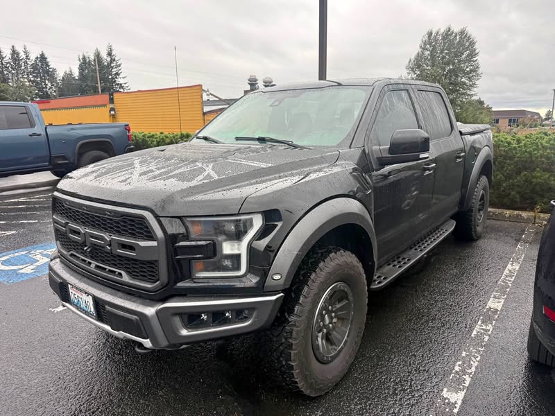 2018 Ford F-150 Raptor Pickup 4D 5 1\/2 ft