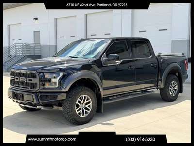 2017 Ford F-150 Raptor Pickup 4D 5 1/2 ft