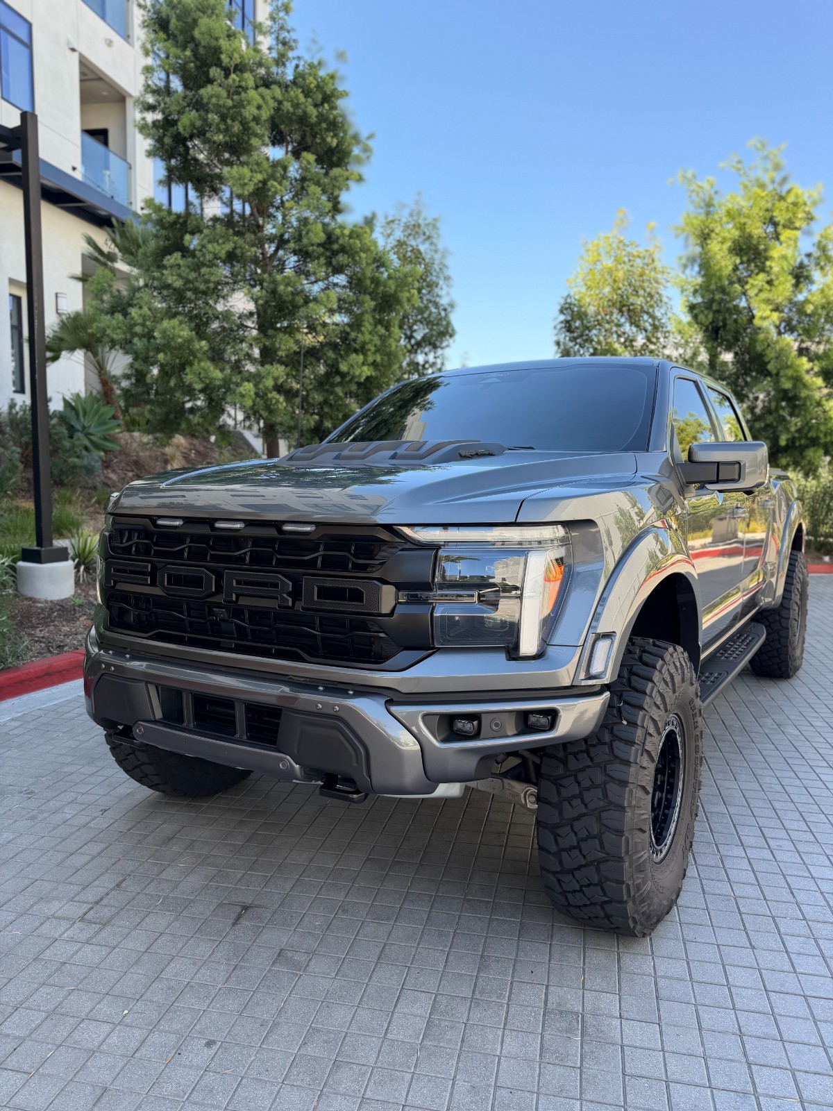 2025 Ford F-150 RAPTOR 802A