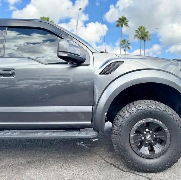 2018 Ford F-150 Raptor Super Crew 4WD \ud83d\ude0e