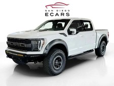 2022 Ford F-150 Raptor Pickup 4D 5 1/2 ft