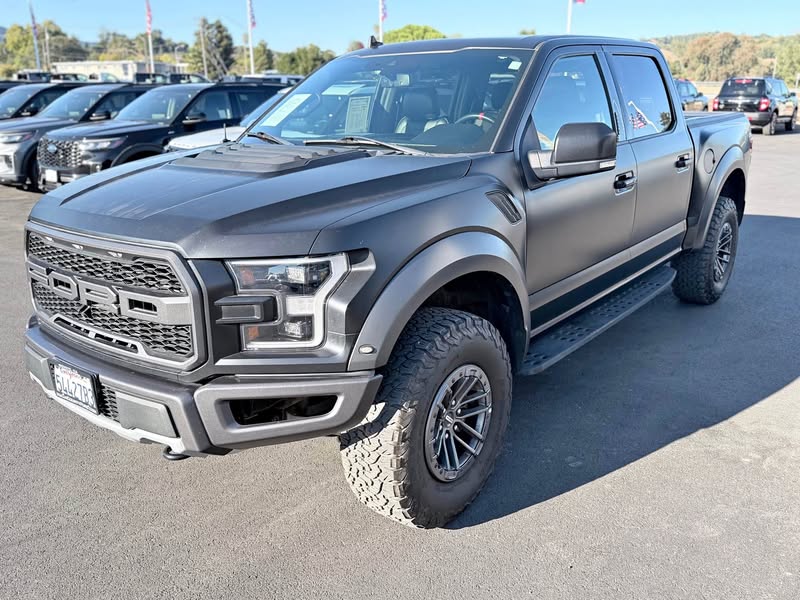 2020 Ford F-150 Raptor Pickup 4D 5 1\/2 ft