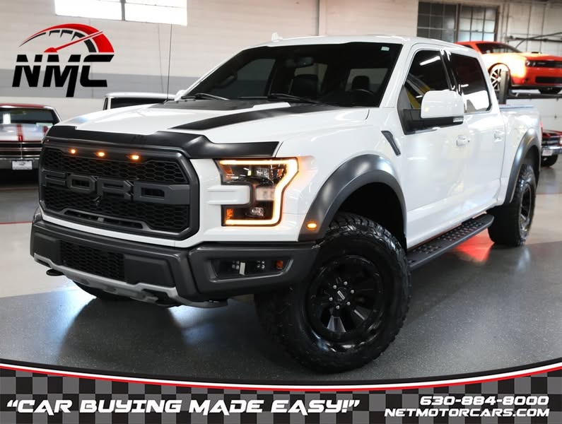 2019 Ford FORD F-150 RAPTOR 4X4! LOW MILES! ORIGINAL WINDOW STICKER OF $72,120! NAVIGATION! CARFAX CERTIFIED! FINANCING AVAILABLE!