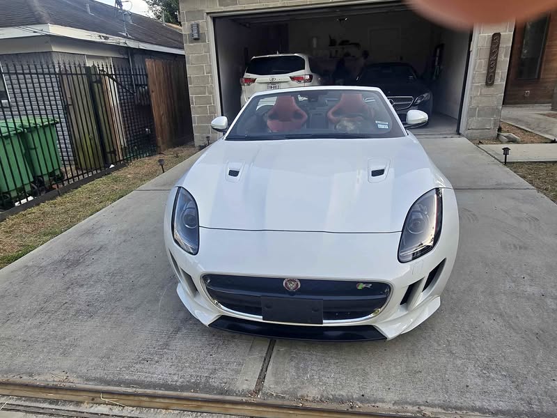 2016 Jaguar F-Type R