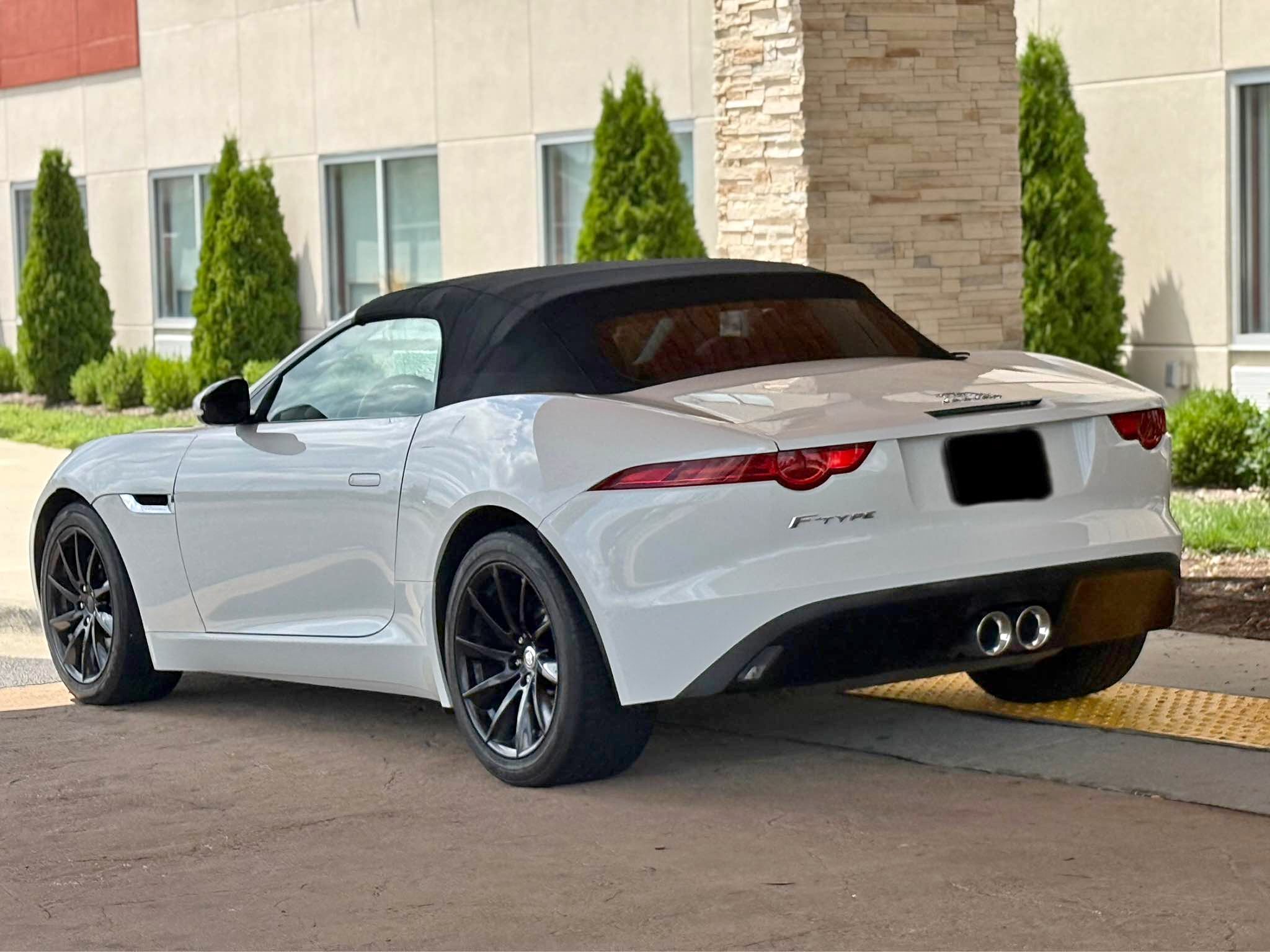 2016 Jaguar F-TYPE - 3.0 380 HP Convertible 2D